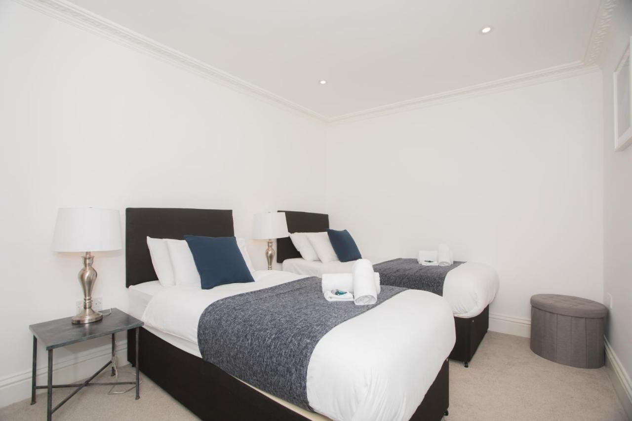 Spacious Apartments Bath Exteriér fotografie