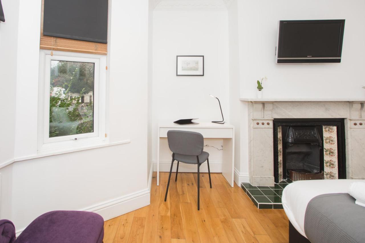 Spacious Apartments Bath Pokoj fotografie