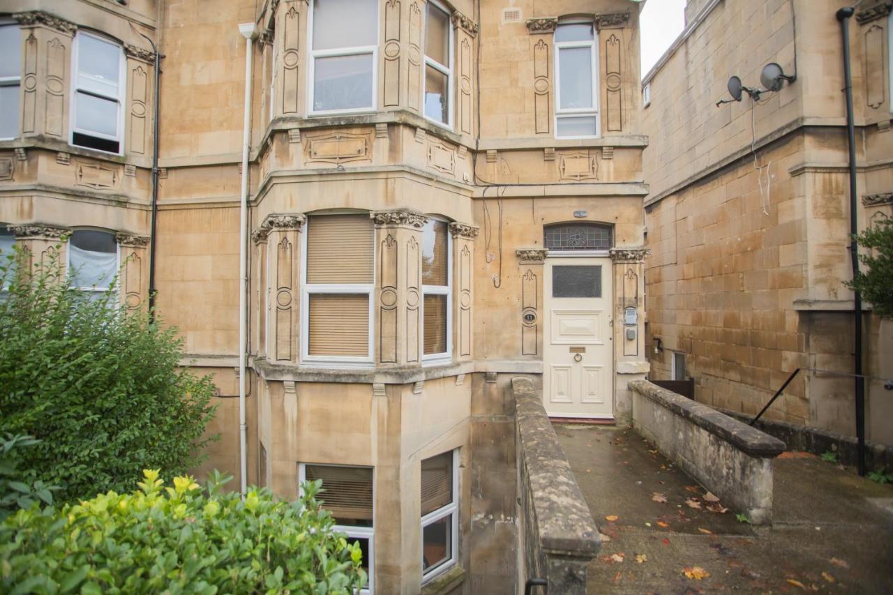 Spacious Apartments Bath Exteriér fotografie
