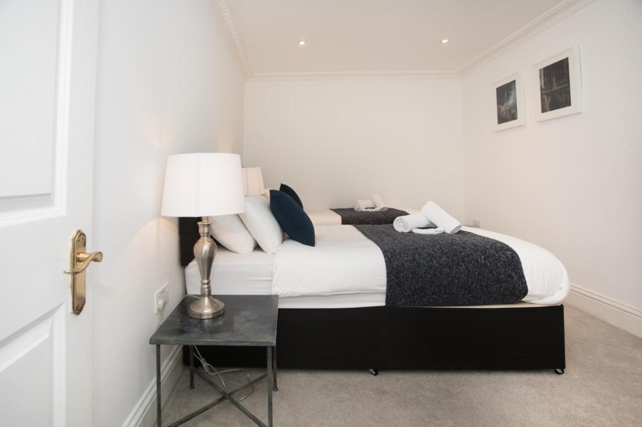 Spacious Apartments Bath Exteriér fotografie